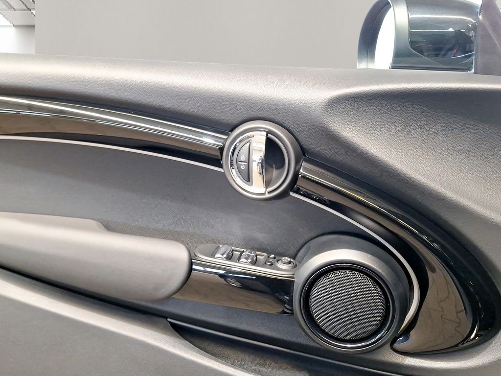 MINI Cooper Cabrio 2022