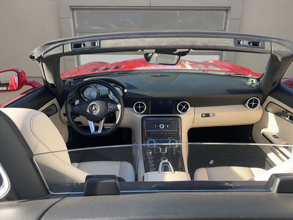 Mercedes-Benz SLS AMG 2011