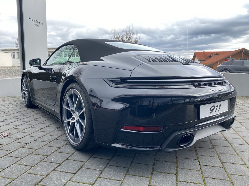 Porsche 992 2025