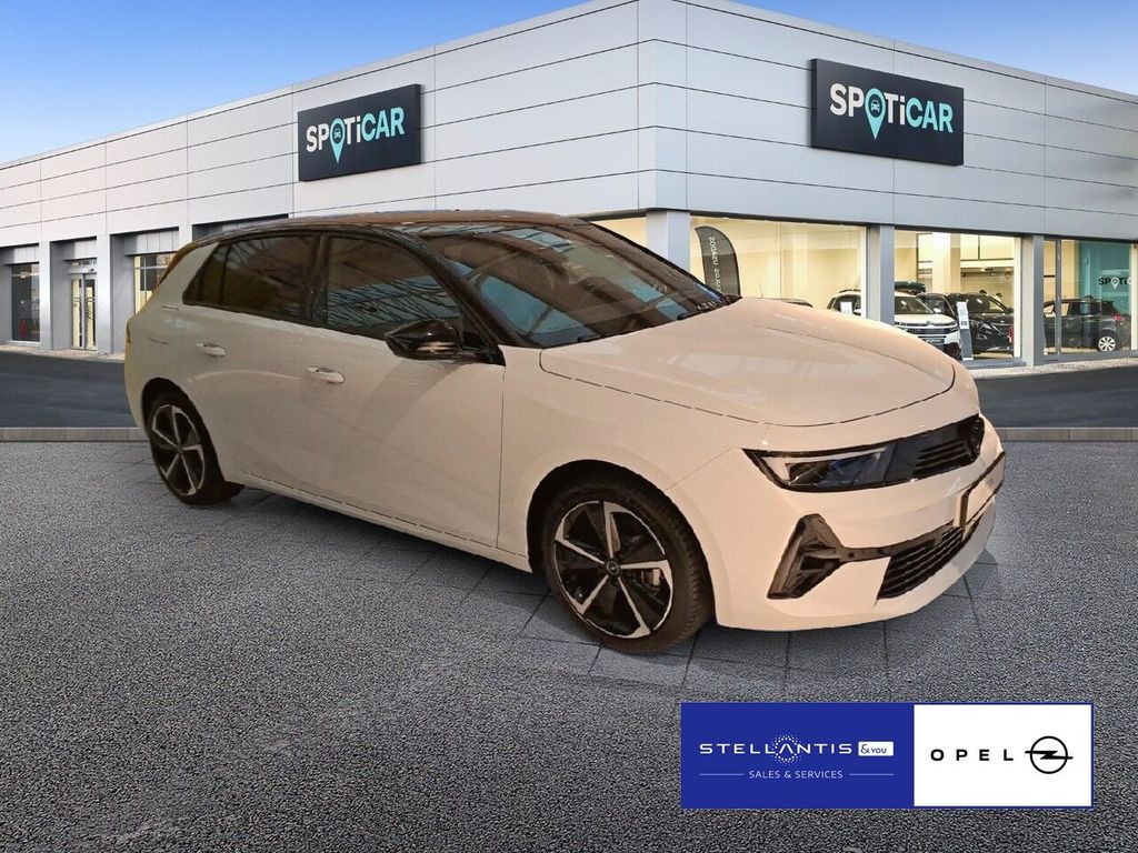 Opel Astra 2024