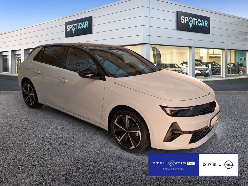 Opel Astra 2024