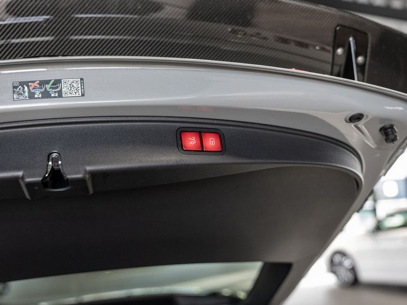 Mercedes-Benz AMG GT 2024