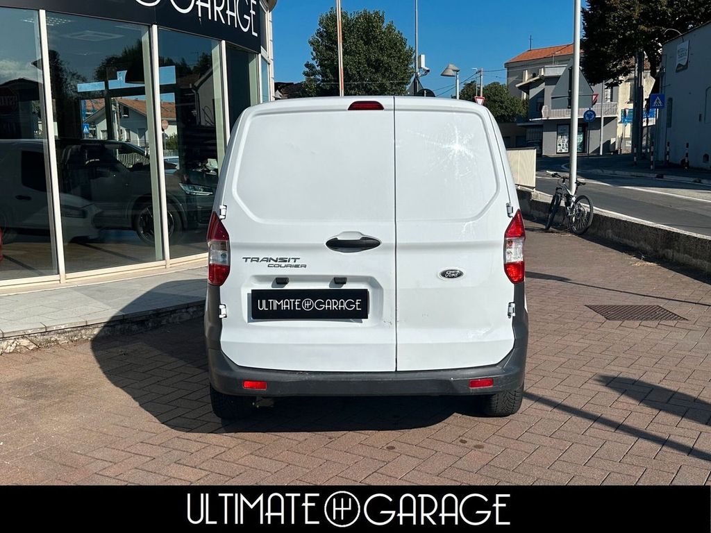 Ford Transit Courier 2022