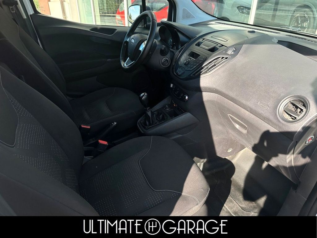 Ford Transit Courier 2022