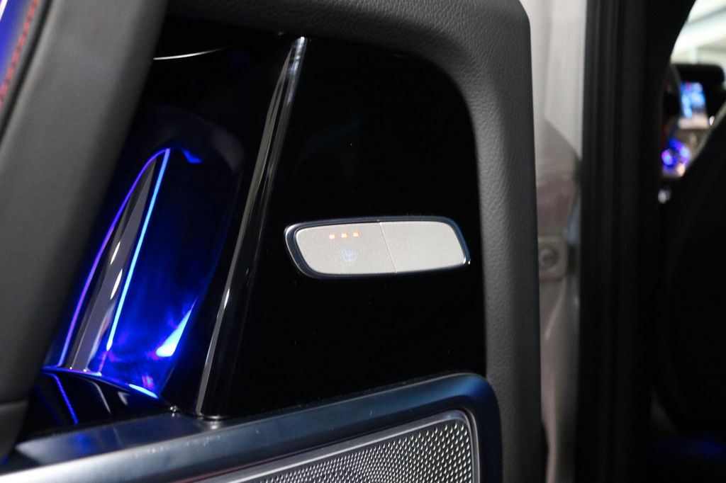 Mercedes-Benz 450 2025