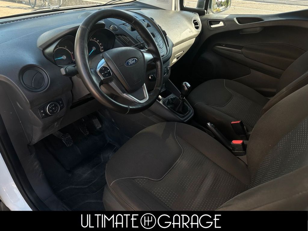 Ford Transit Courier 2022