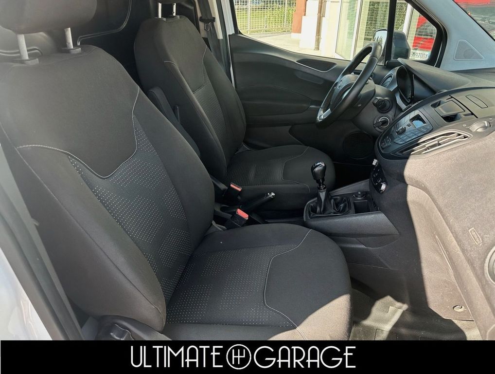 Ford Transit Courier 2022