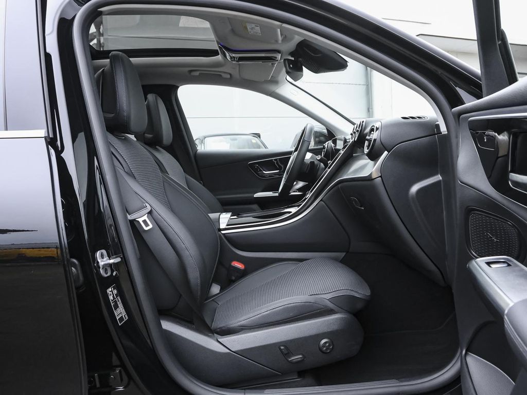 Mercedes-Benz GLC 300 2024