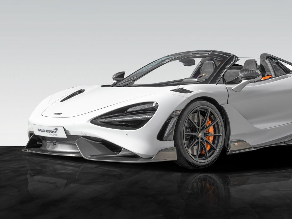 McLaren 765LT 2022