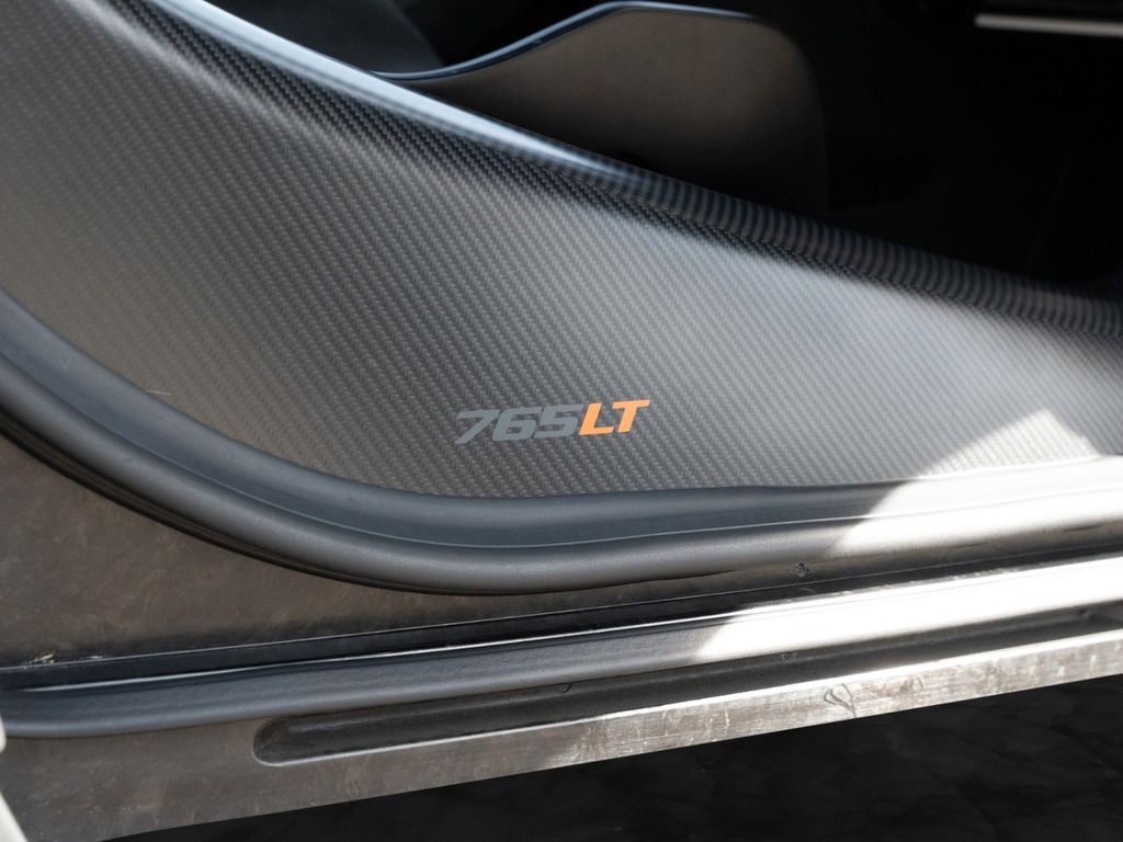 McLaren 765LT 2022