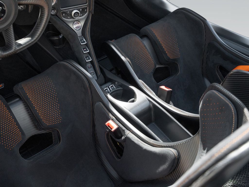 McLaren 765LT 2022