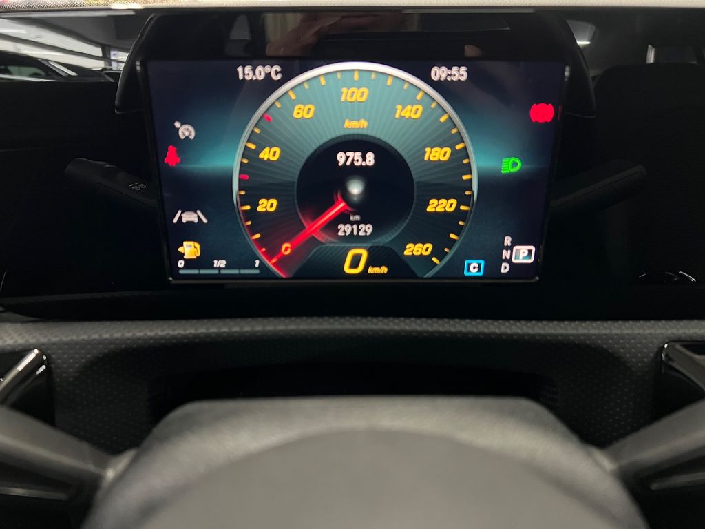 Mercedes-Benz CLA 200 2021