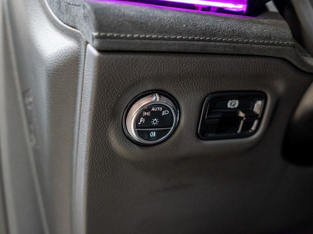 Mercedes-Benz EQE SUV 2024