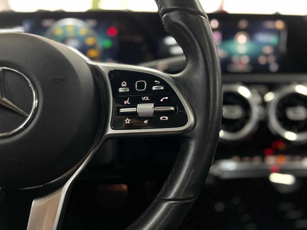 Mercedes-Benz CLA 200 2021