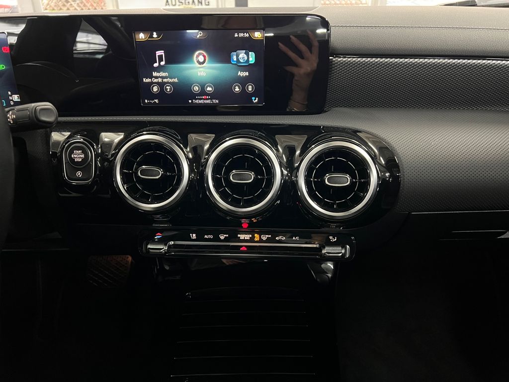 Mercedes-Benz CLA 200 2021