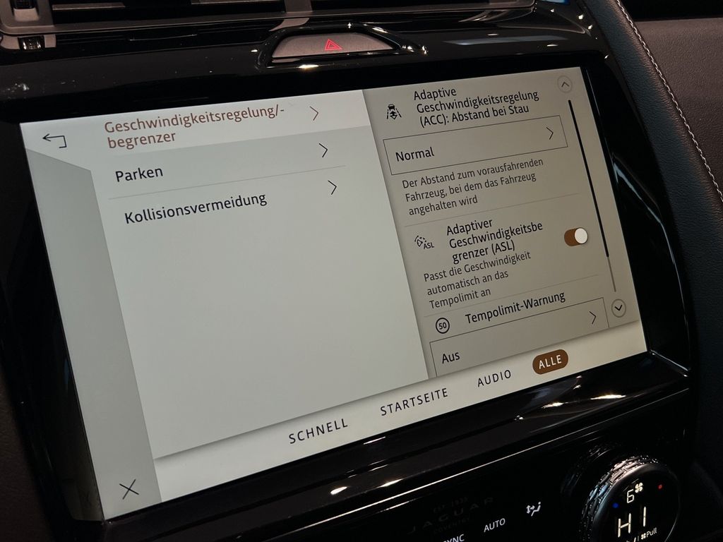Jaguar E-Pace 2022