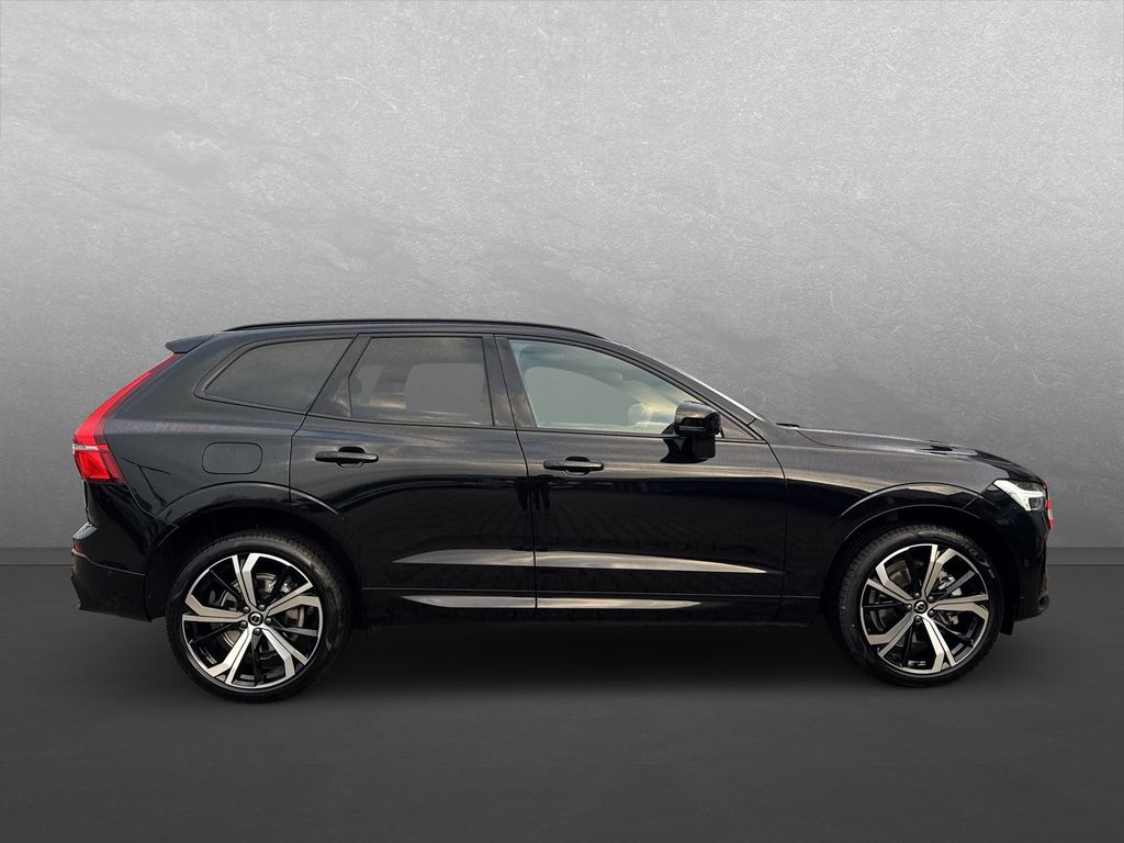 Volvo XC60 2025