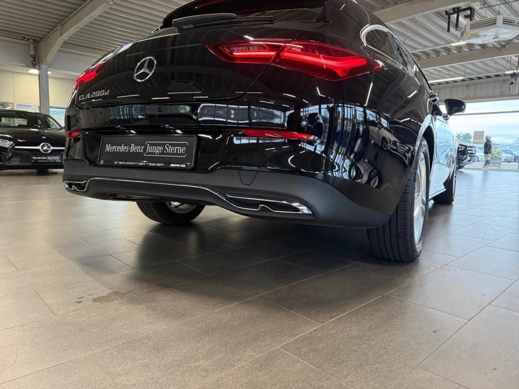 Mercedes-Benz CLA 200 Shooting Brake 2024