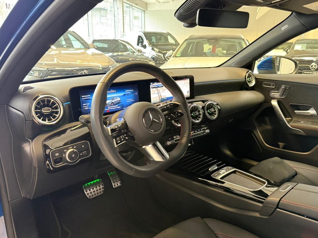 Mercedes-Benz A 250 2025
