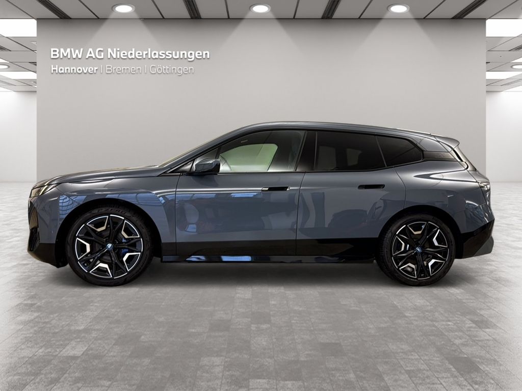 BMW iX 2025