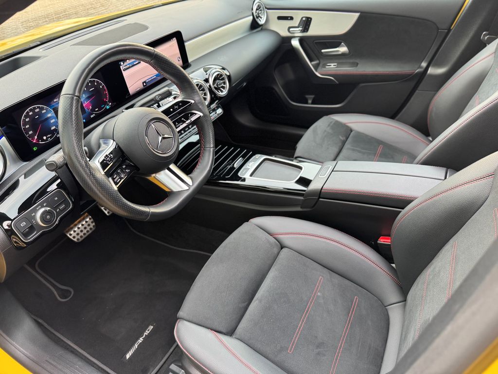 Mercedes-Benz A 200 2023