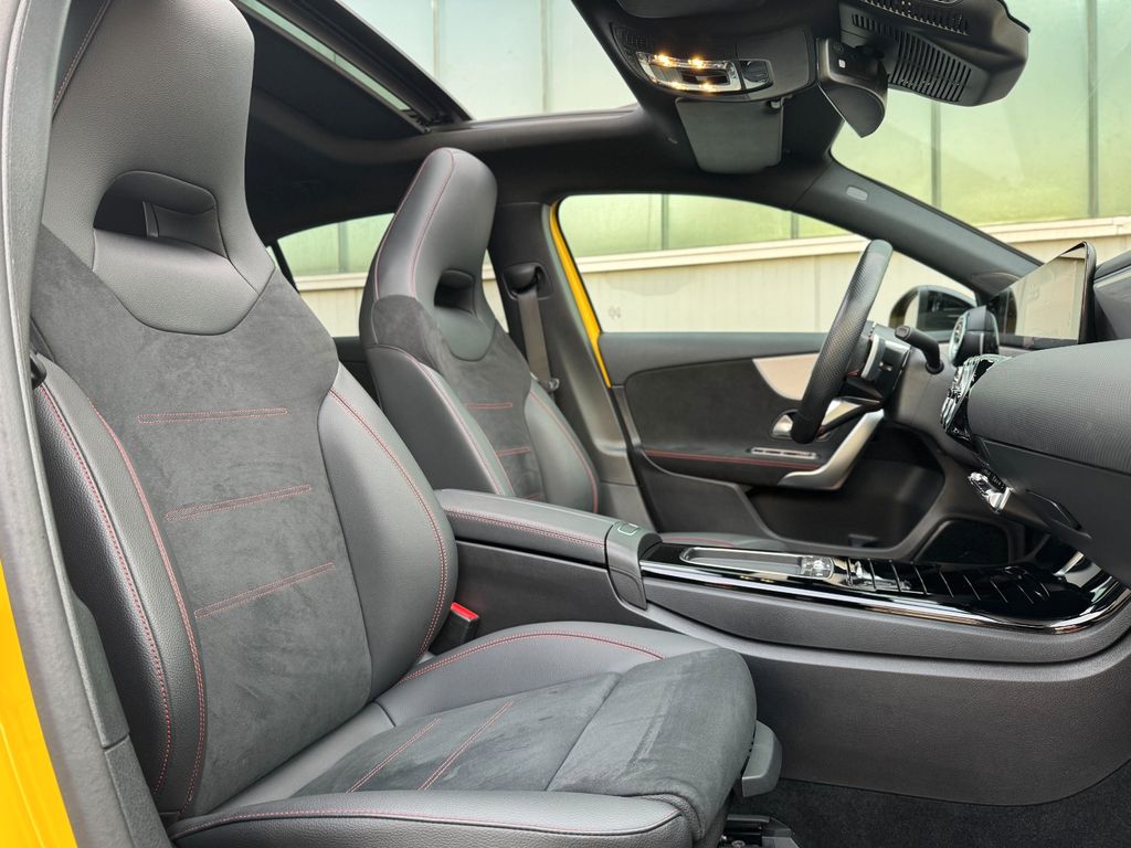 Mercedes-Benz A 200 2023