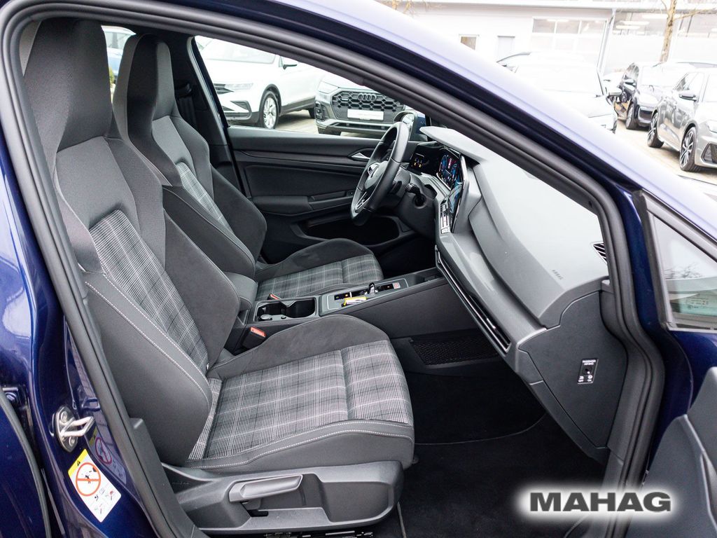 Volkswagen Golf 2022