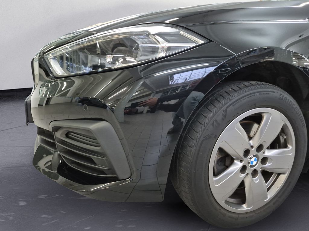 BMW 118 2021