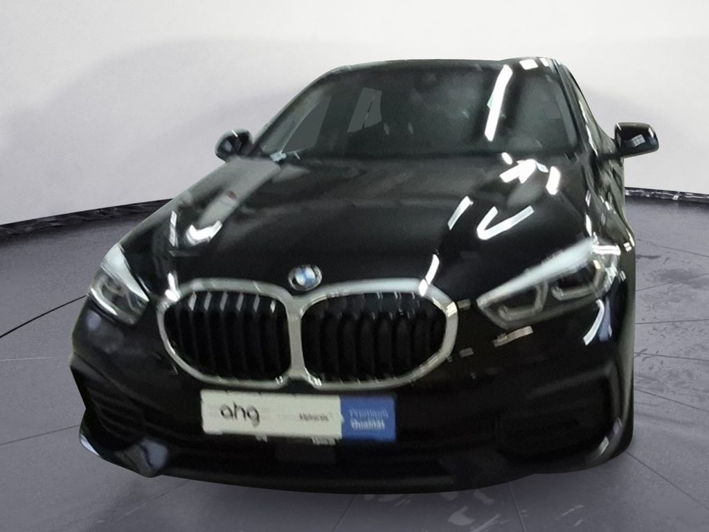 BMW 118 2021