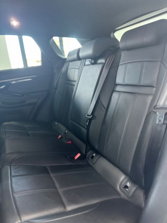 Land Rover Range Rover Evoque 2021