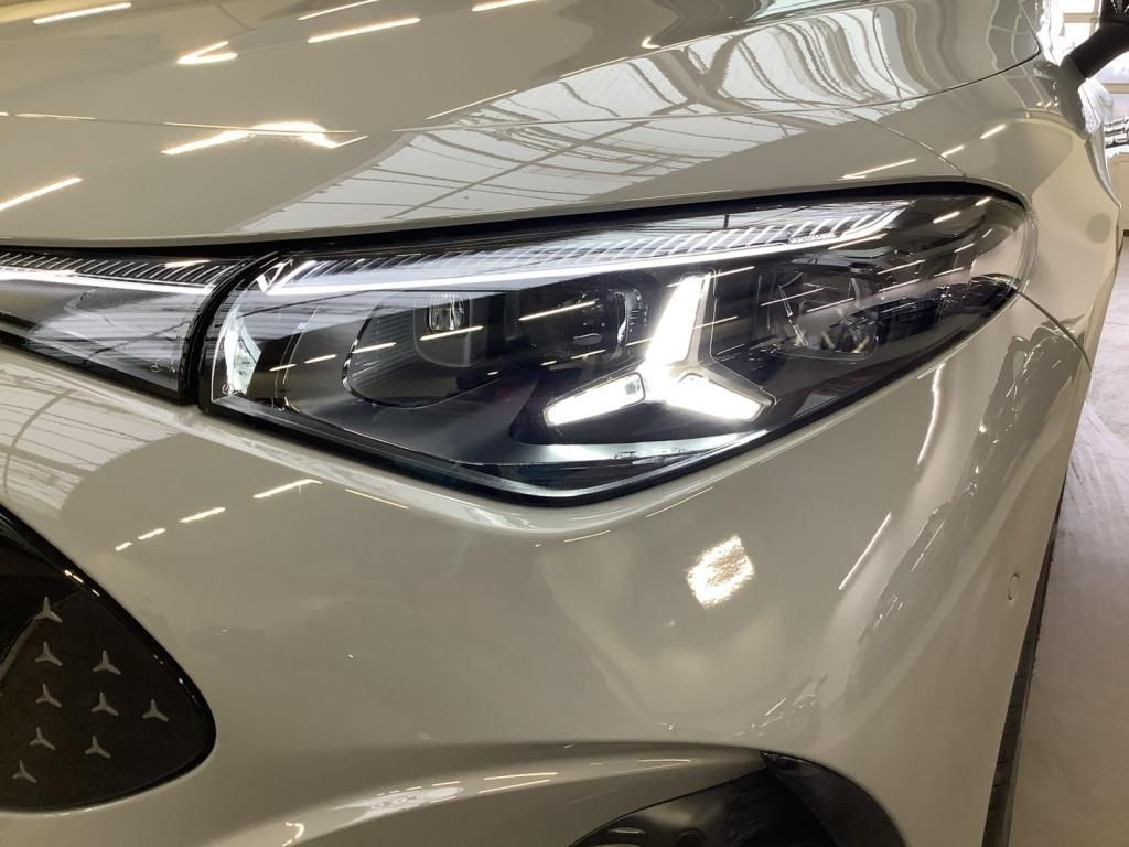 Mercedes-Benz CLA 350 2025