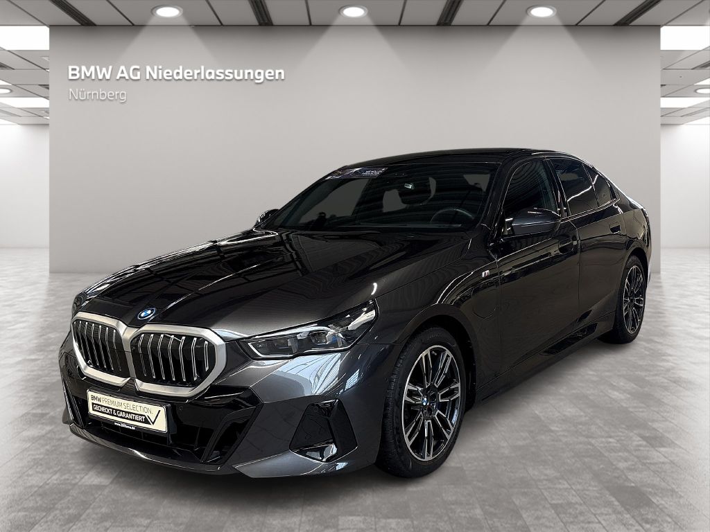 BMW 550 2025