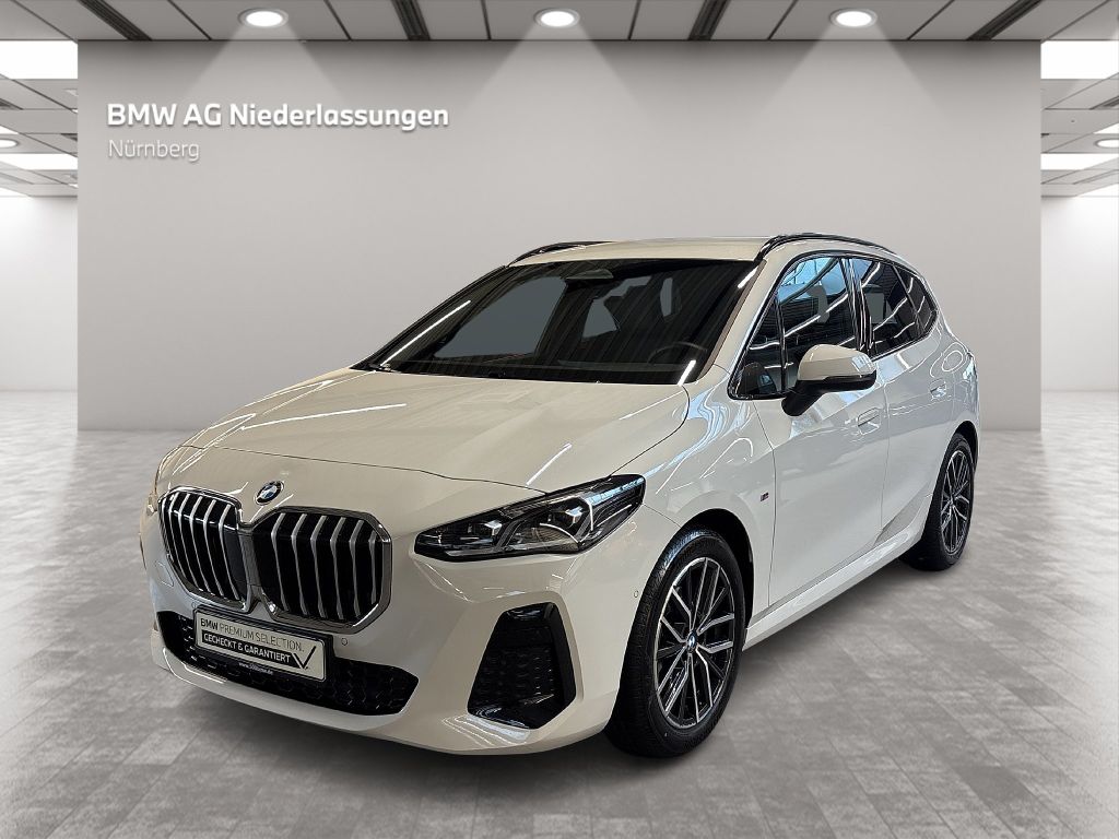 BMW 220 2025