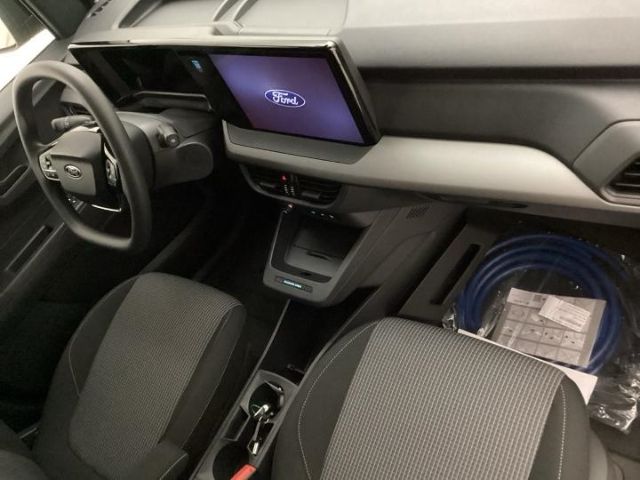 Ford Transit Courier 2025