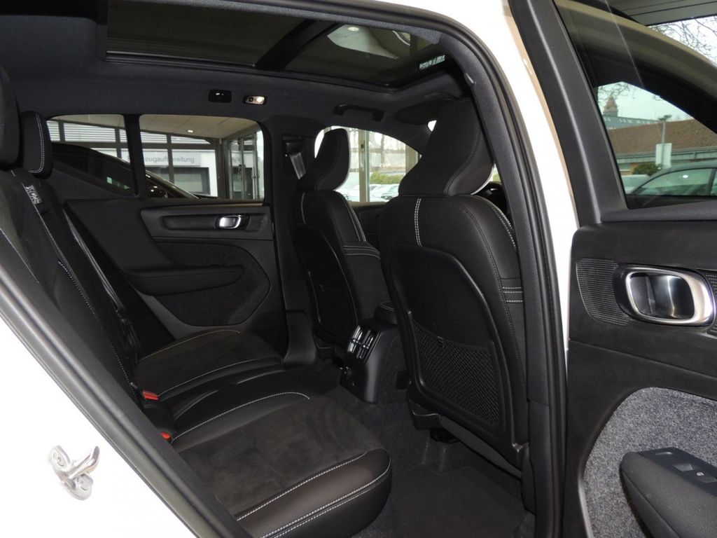 Volvo XC40 2022