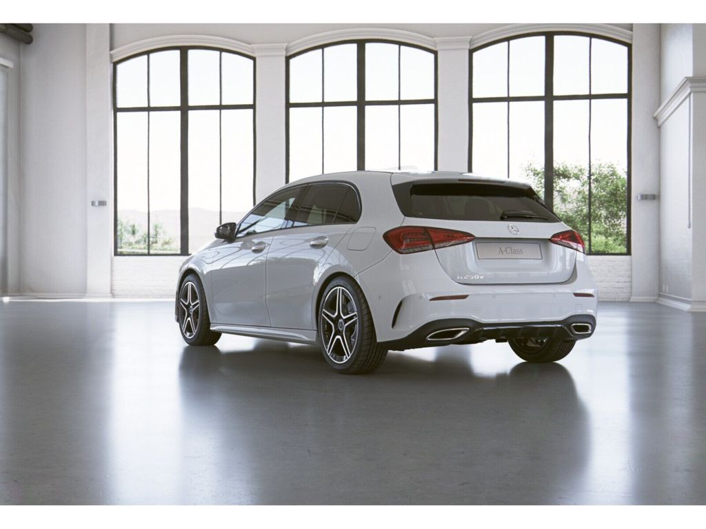 Mercedes-Benz A 250 2021