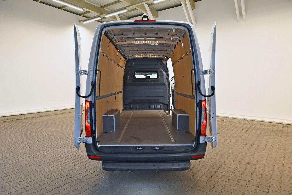 Mercedes-Benz Sprinter 2024