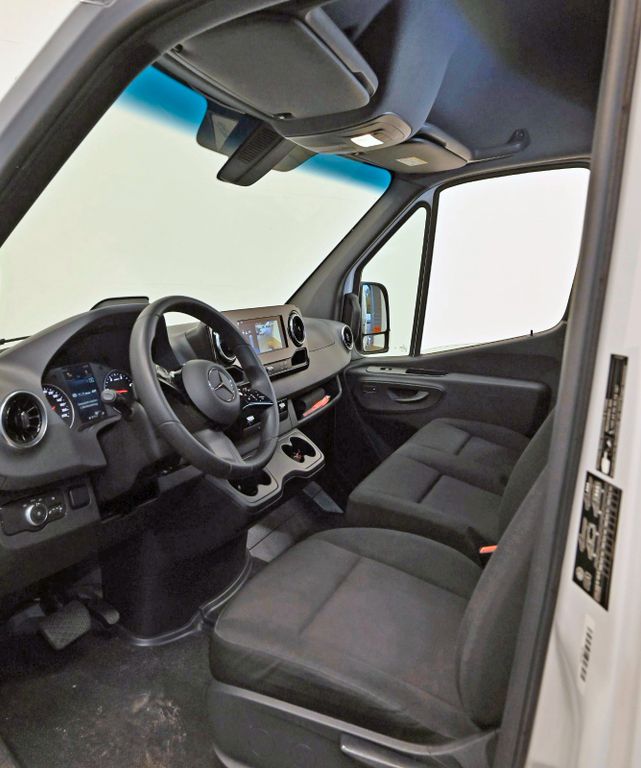 Mercedes-Benz Sprinter 2024