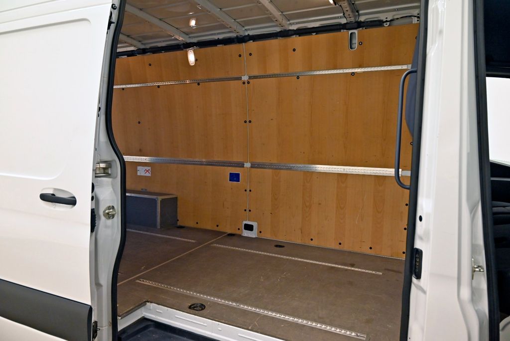 Mercedes-Benz Sprinter 2024