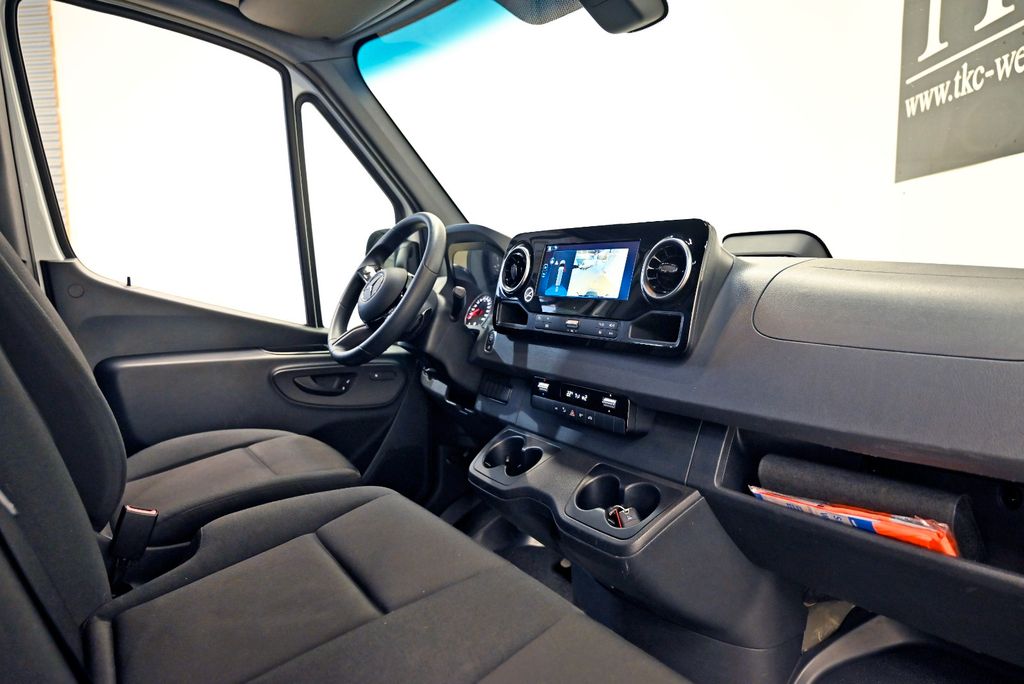 Mercedes-Benz Sprinter 2024