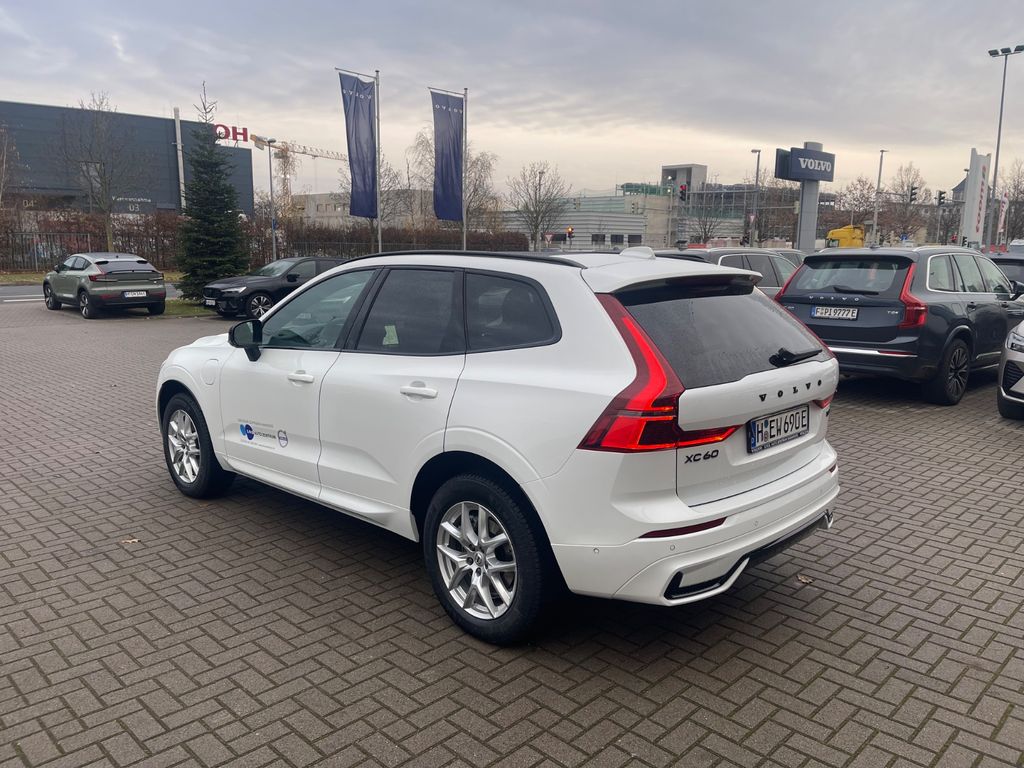 Volvo XC60 2025