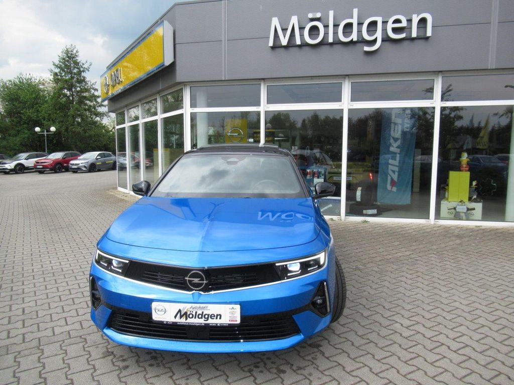 Opel Astra 2022