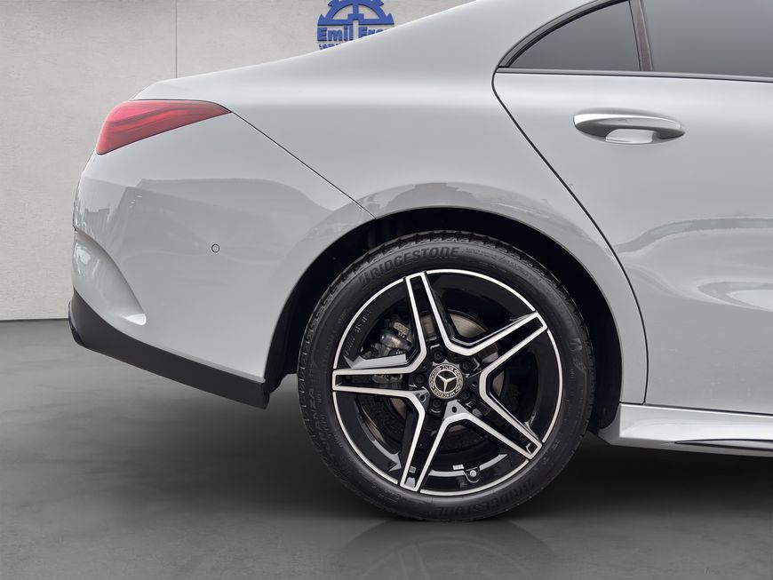 Mercedes-Benz CLA 180 2025