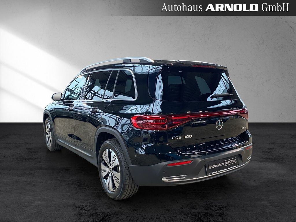 Mercedes-Benz EQB 2024