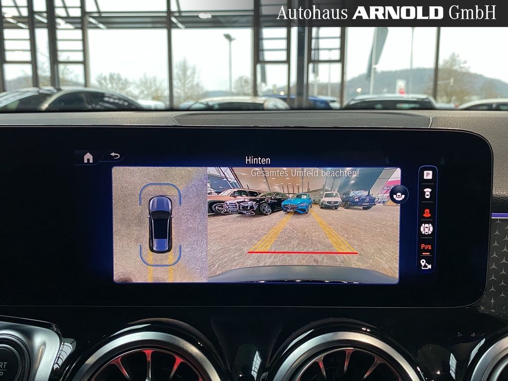 Mercedes-Benz EQB 2024