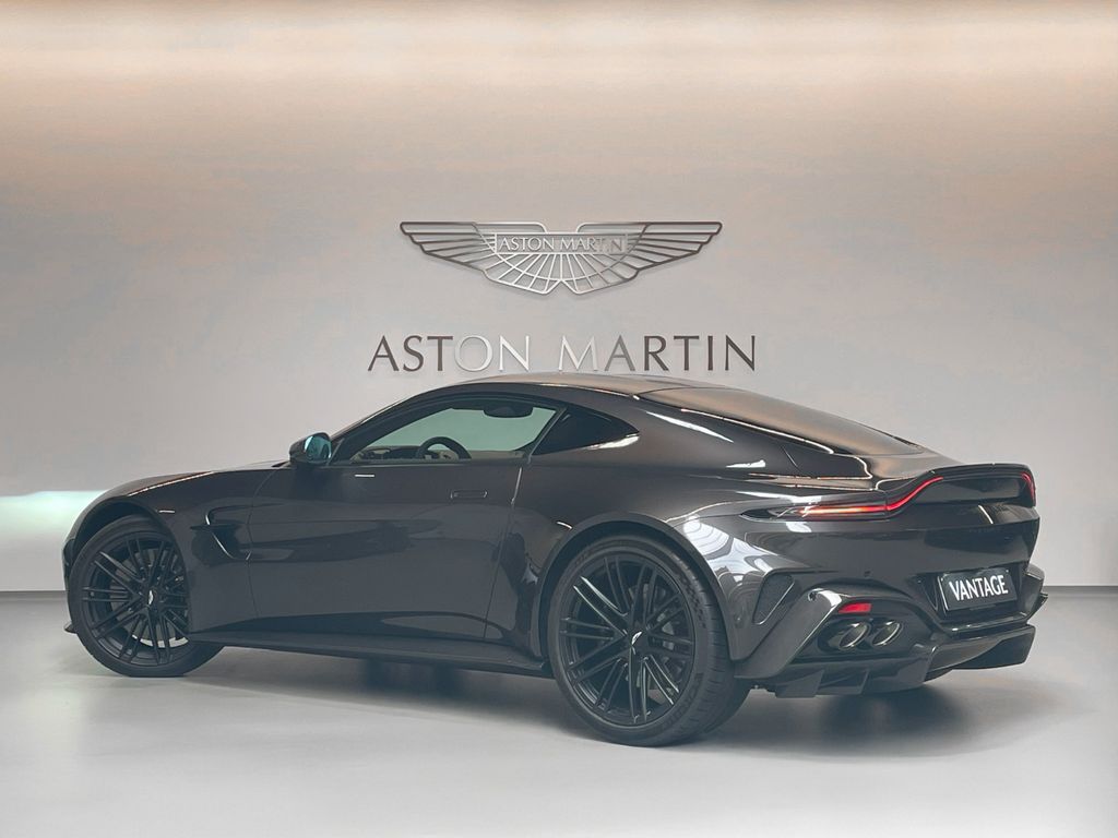 Aston Martin V8 Vantage