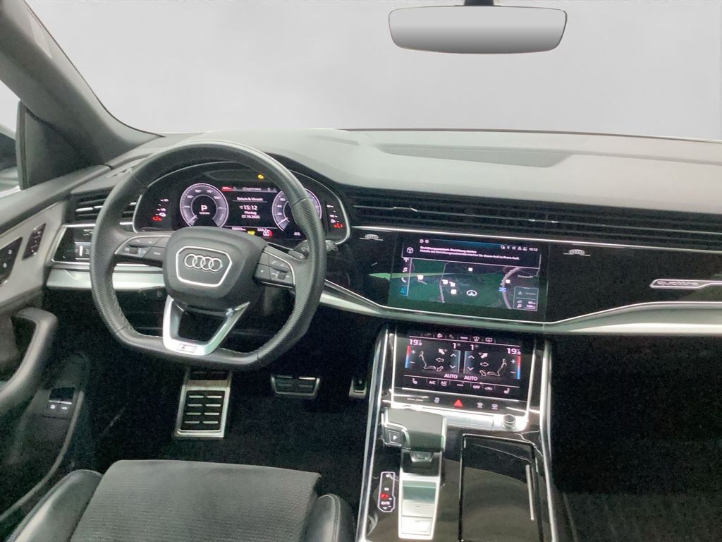 Audi Q8 2022