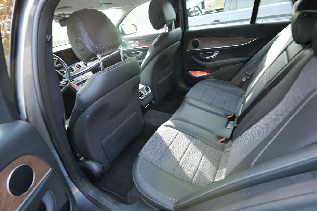 Mercedes-Benz E 300 2022