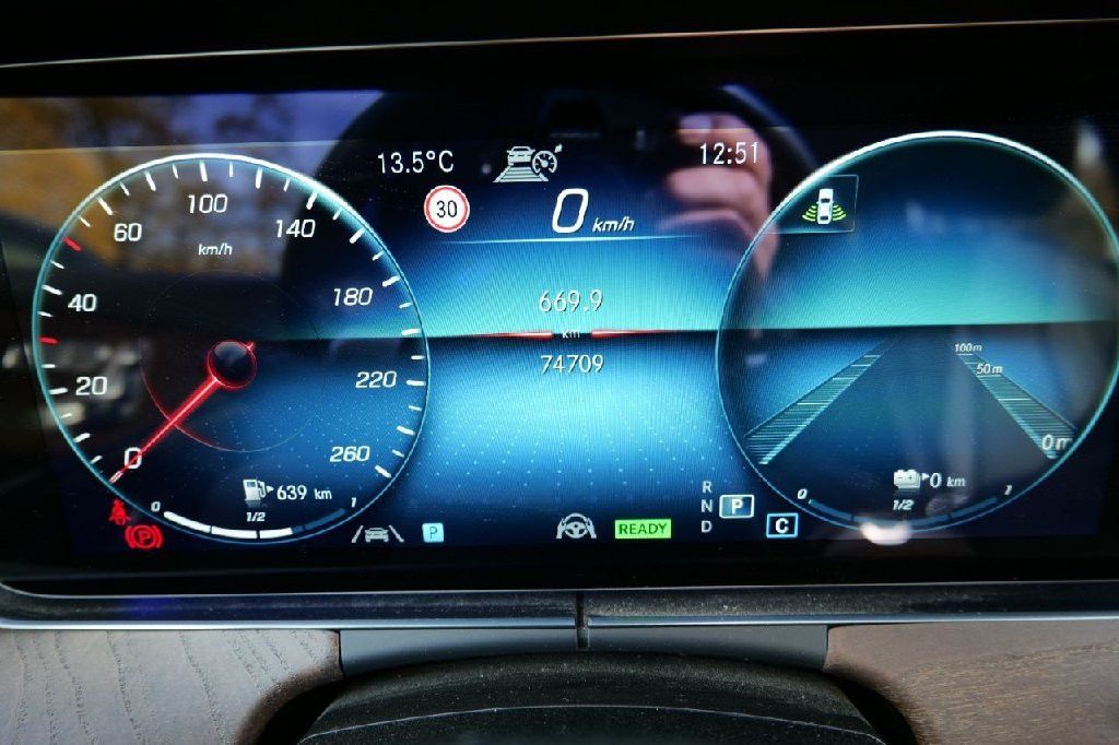 Mercedes-Benz E 300 2022