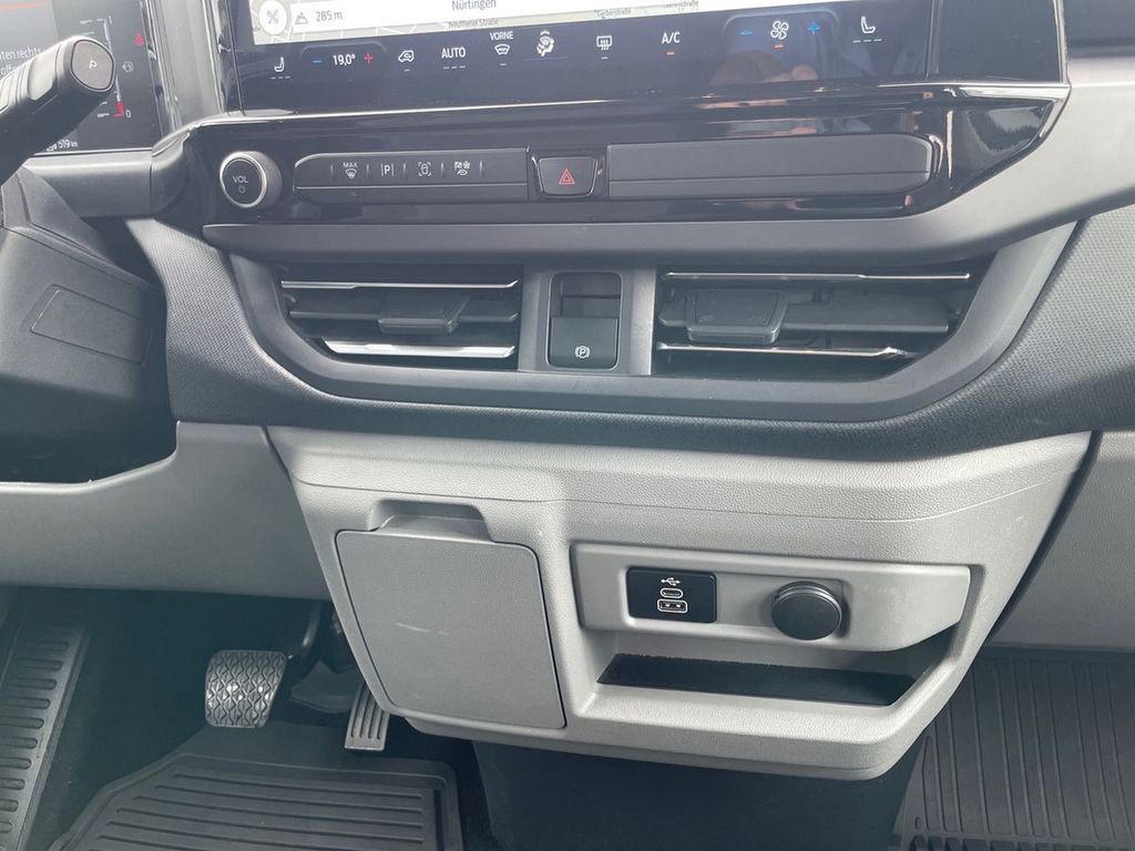 Ford Tourneo Custom 2024